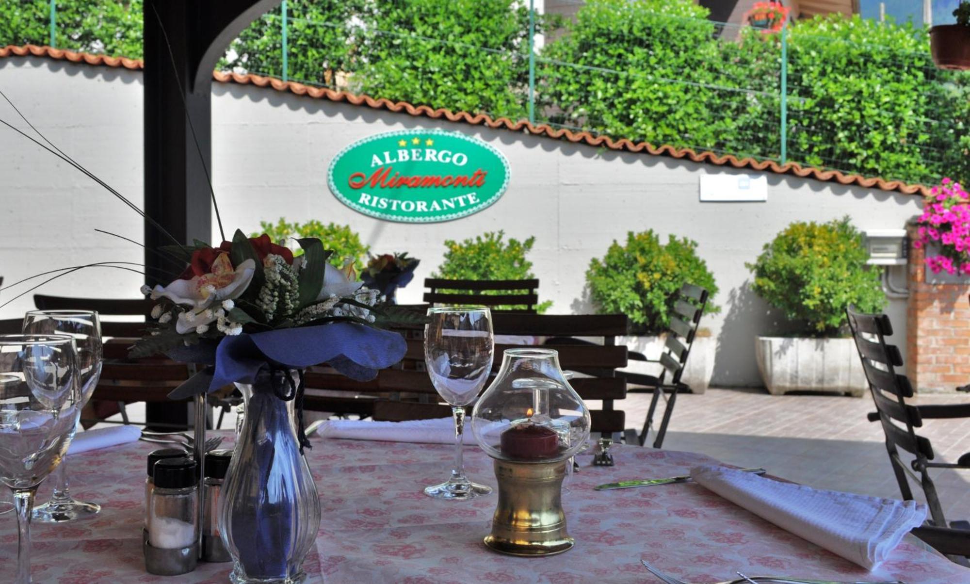 Albergo Miramonti Comano  Экстерьер фото