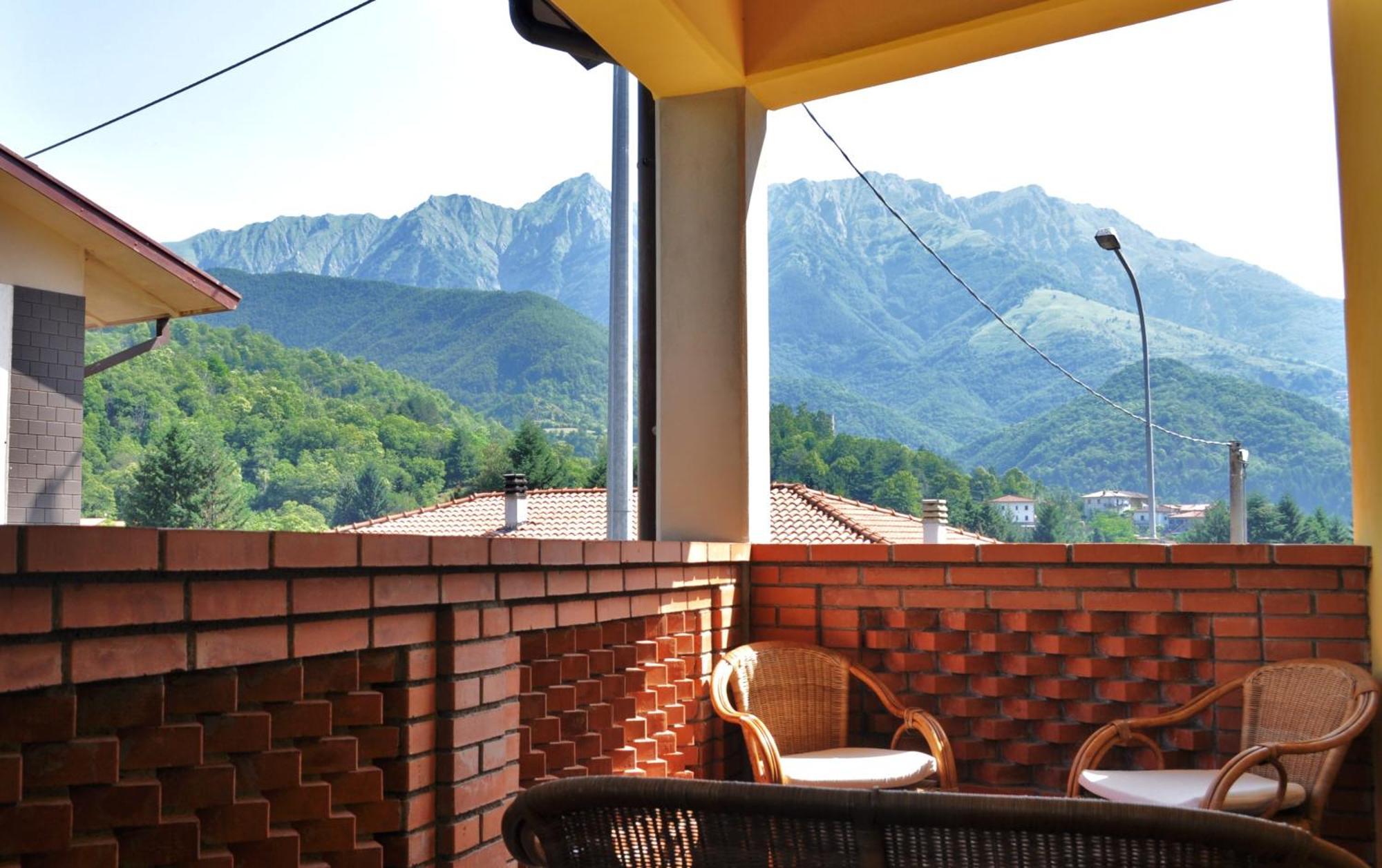 Albergo Miramonti Comano  Экстерьер фото